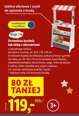 Drewniana kuchnia lub sklep z akcesoriami