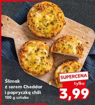 Ślimak z serem Cheddar i papryczką chili