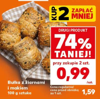 Bułka z ziarnami i makiem