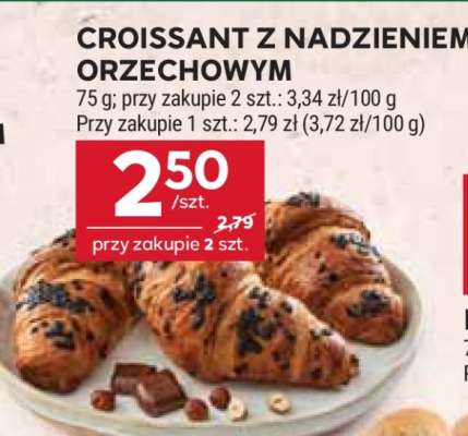 Croissant z nadzieniem orzechowym
