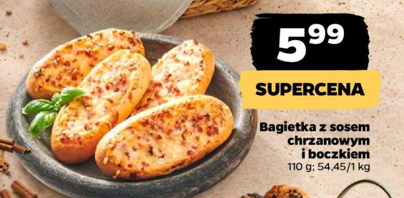 Bagietka z sosem chrzanowym i boczkiem
